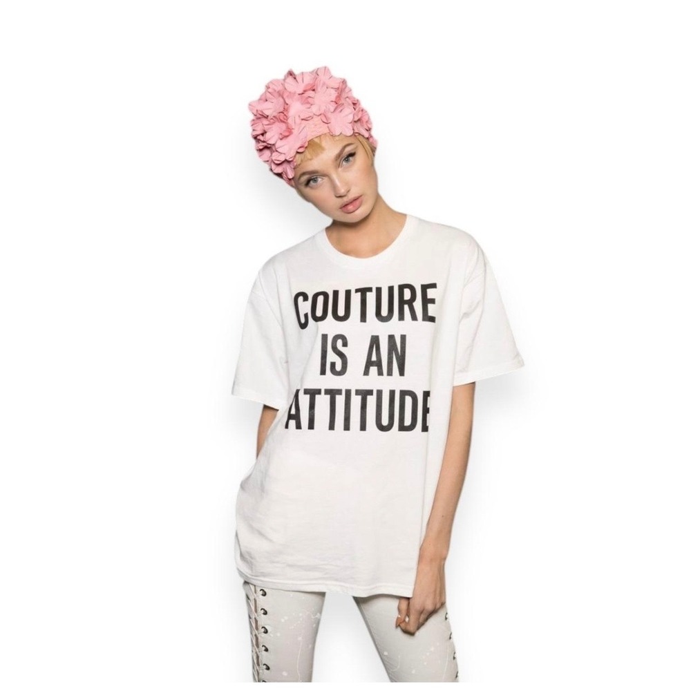 Moschino Couture Is An Attitude Graphic White Distressed Tee XXS Made in Italy - Picture 14 of 14